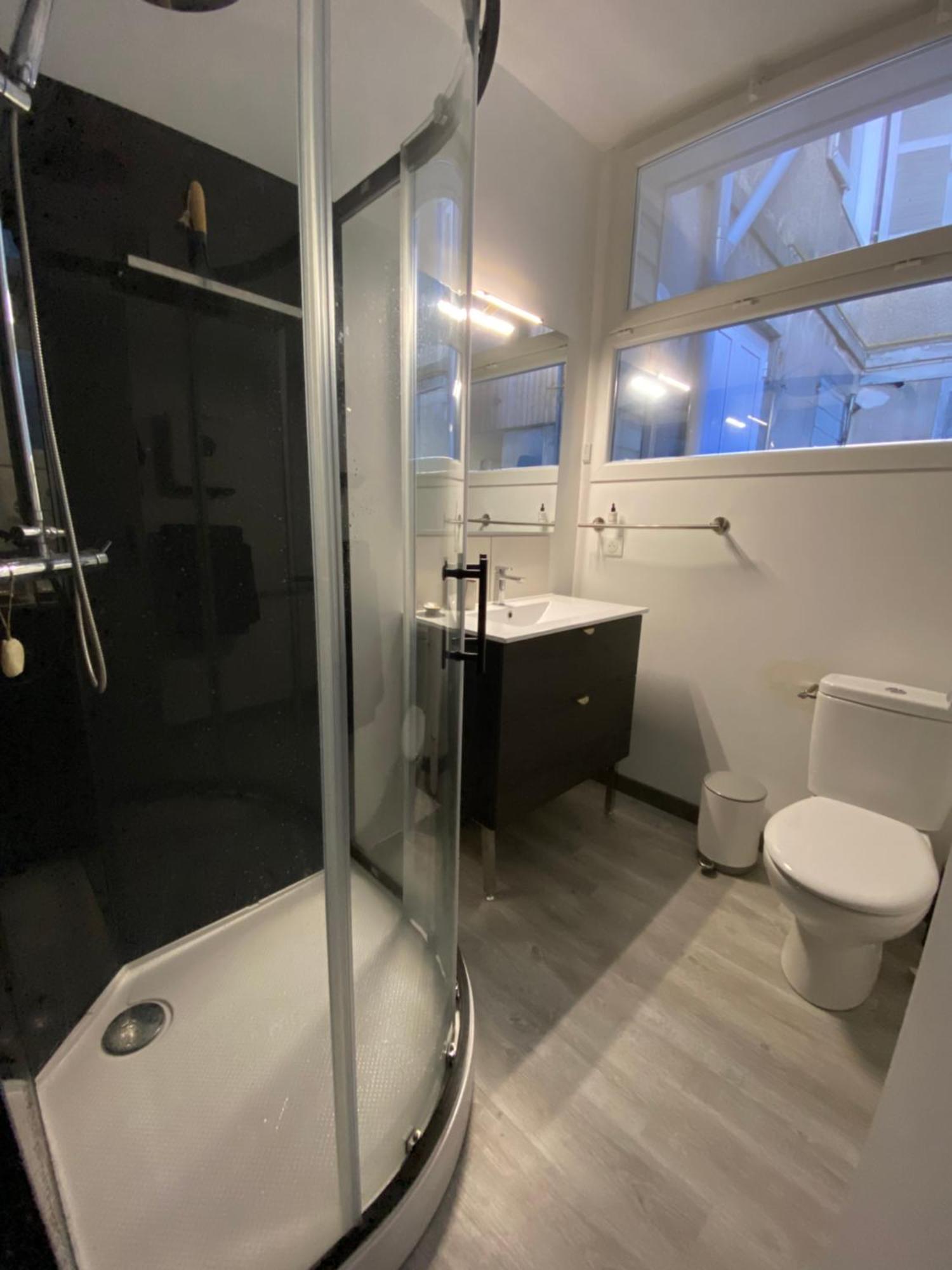 L'Adrien Studio Tout Confort Avec Terrasse Лимож Экстерьер фото
